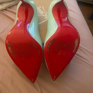 Too mall feet grew